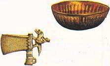 На рисунке справа изображенны бронзовый топор (500 г. до н.э.) и шумерская бронзовая чаша